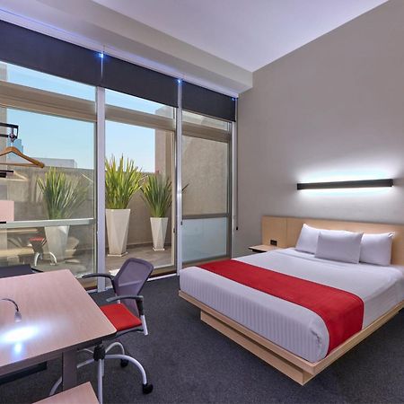 City Express Plus By Marriott Ciudad De Mexico Patio Universidad Εξωτερικό φωτογραφία