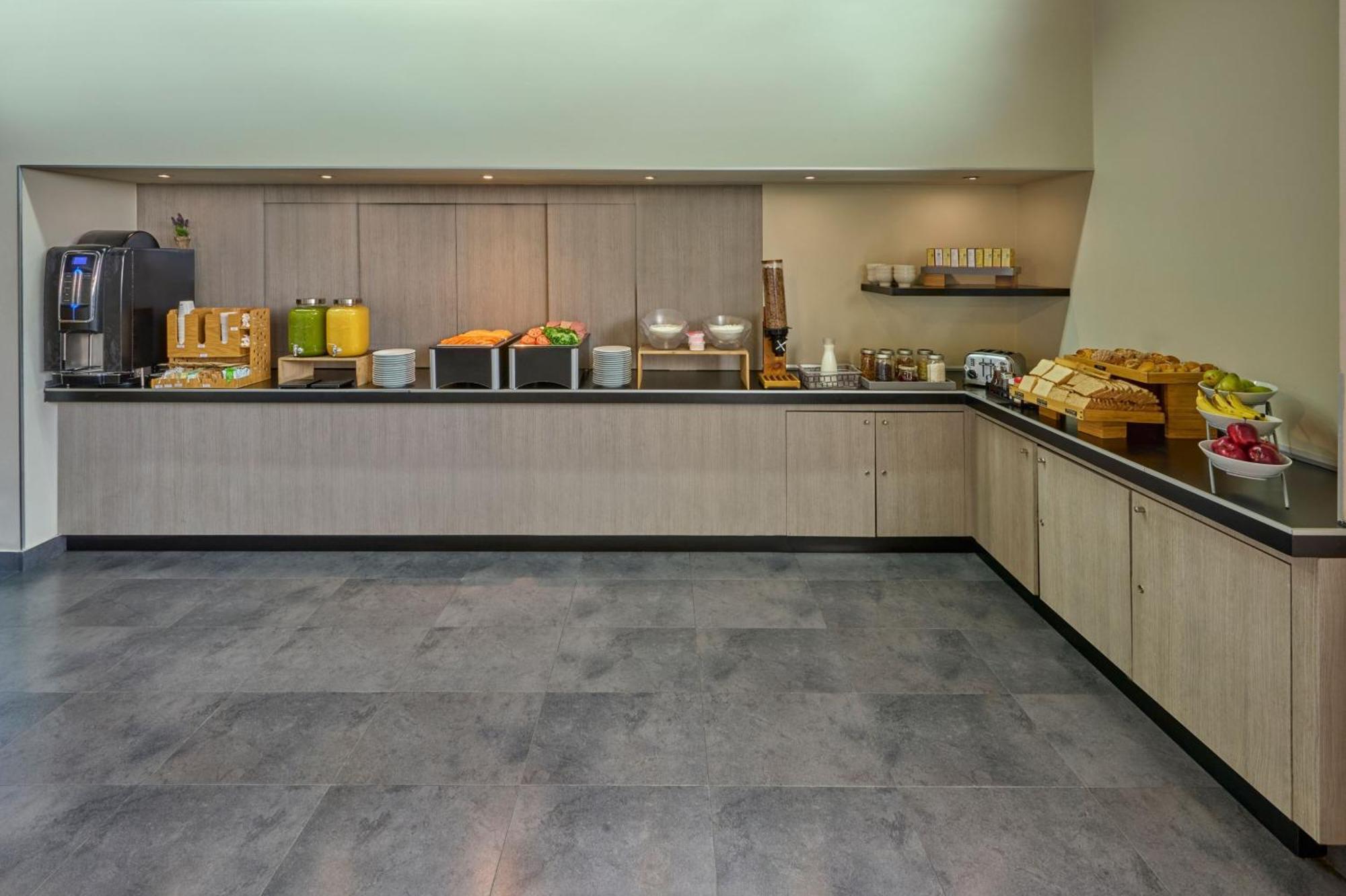 City Express Plus By Marriott Ciudad De Mexico Patio Universidad Εξωτερικό φωτογραφία