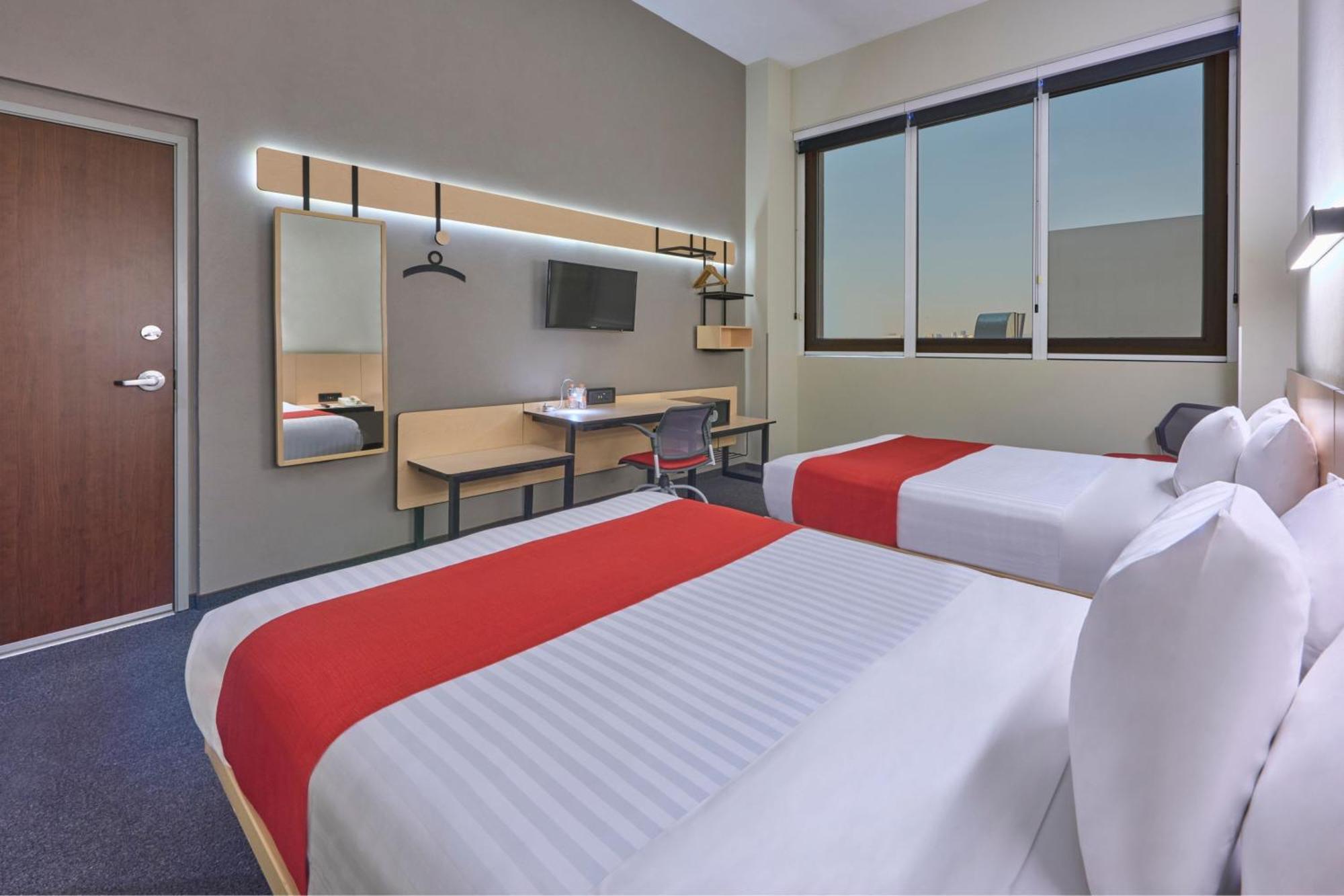 City Express Plus By Marriott Ciudad De Mexico Patio Universidad Εξωτερικό φωτογραφία
