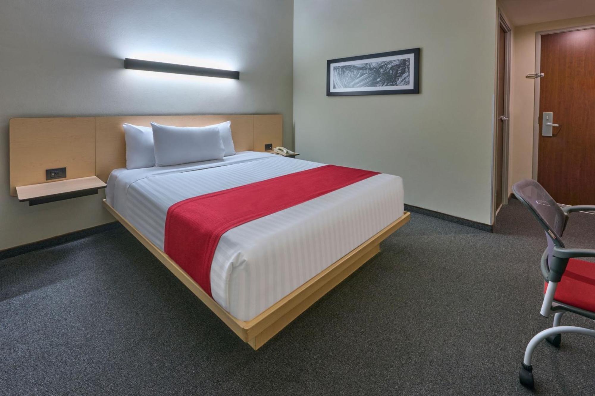 City Express Plus By Marriott Ciudad De Mexico Patio Universidad Εξωτερικό φωτογραφία