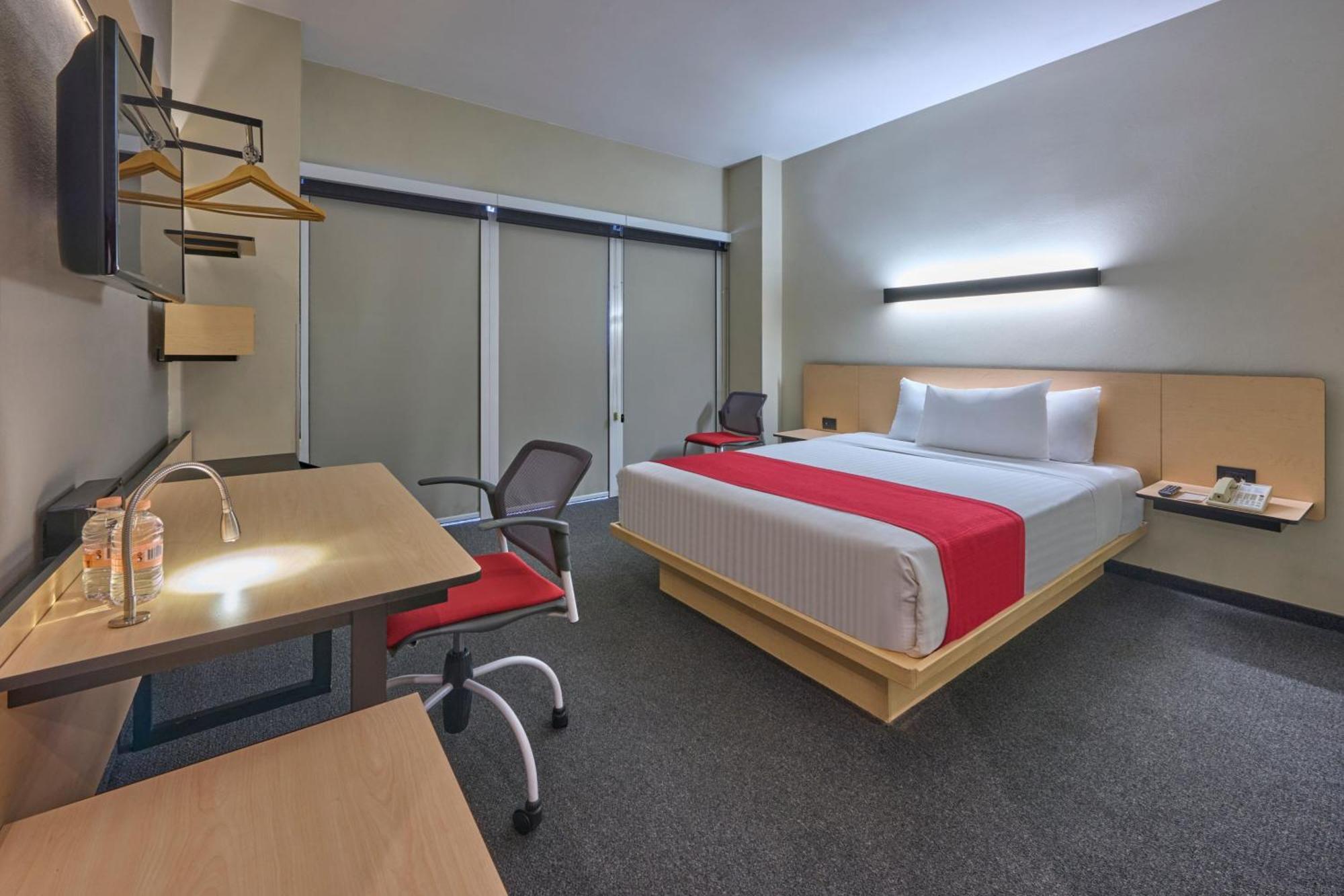 City Express Plus By Marriott Ciudad De Mexico Patio Universidad Εξωτερικό φωτογραφία